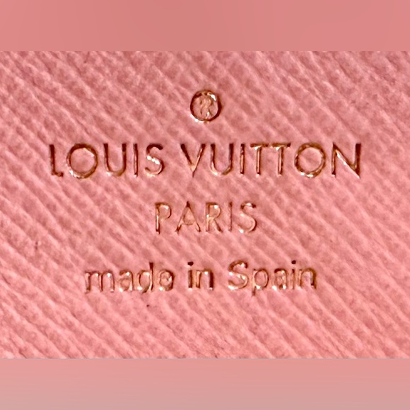 🍋💕Louis Vuitton Monogram Giant By The Pool Zippy Wallet Light Pink💕🍋 - Picture 4 of 16